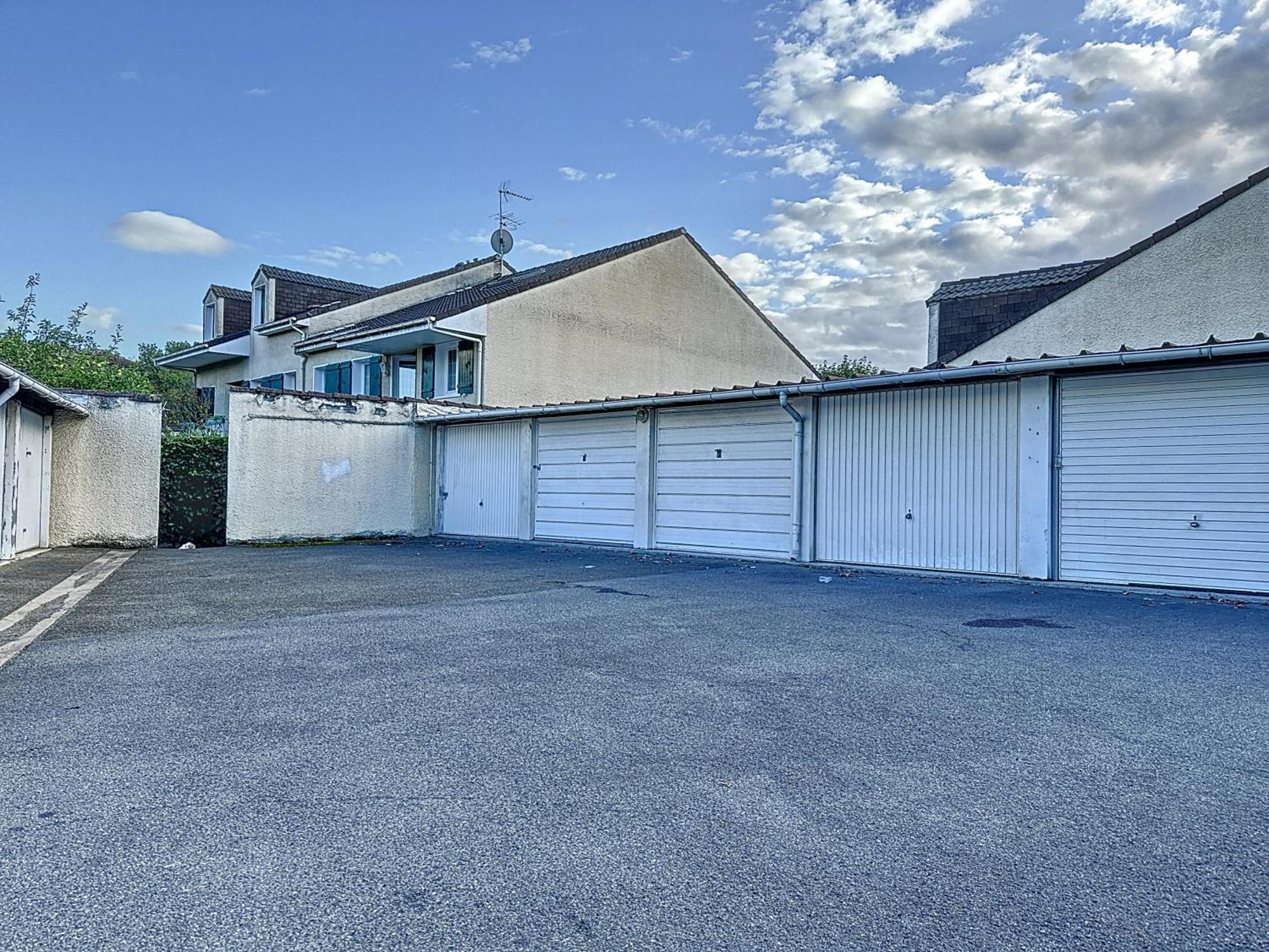 Maison 73M2 Avec Jardin St-Denis Saint-Denis  Buitenkant foto